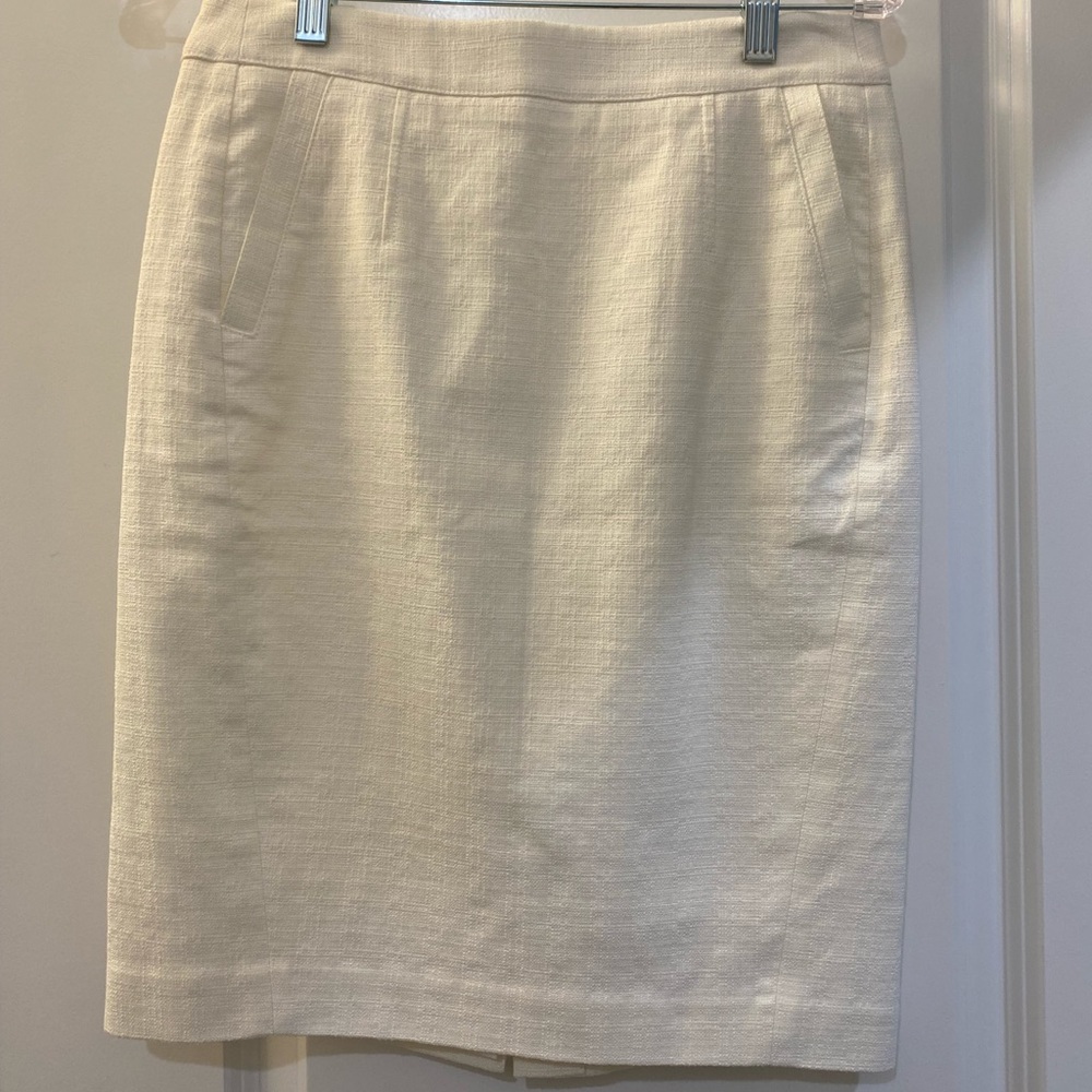 White Ann Taylor pencil skirt